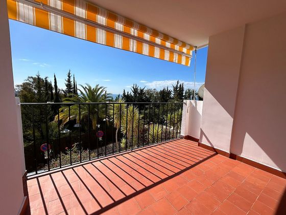 Foto 1 de Pis en lloguer a calle Cáceres de 2 habitacions amb terrassa i piscina