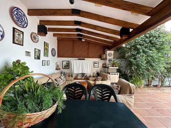 Foto 1 de Casa adosada en venta en El Mayorazgo - El Limonar de 8 habitaciones con terraza y piscina