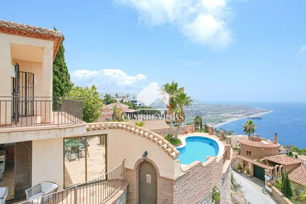 Foto 2 de Xalet en venda a Salobreña de 5 habitacions amb terrassa i piscina