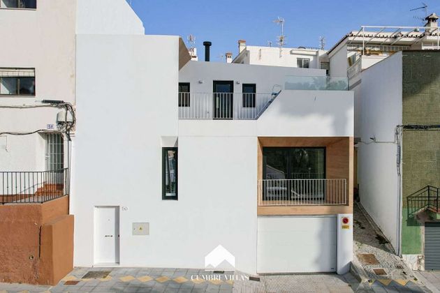 Foto 1 de Venta de casa en Almuñecar de 4 habitaciones con terraza y piscina