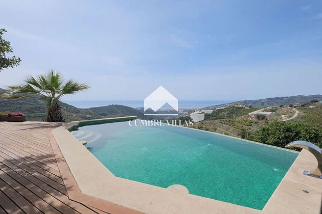 Foto 2 de Casa rural en venda a Itrabo de 6 habitacions amb terrassa i piscina