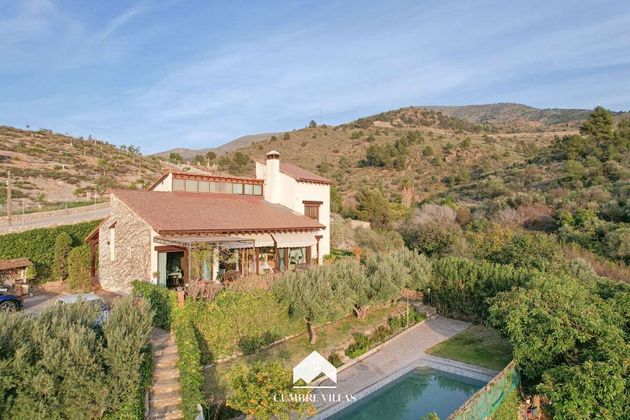 Foto 1 de Casa rural en venta en Vélez de Benaudalla de 7 habitaciones con terraza y piscina