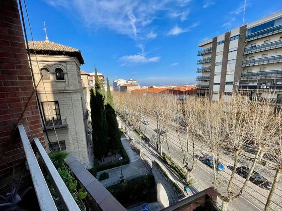 Foto 1 de Pis en venda a paseo De la Estación de 4 habitacions amb terrassa i garatge