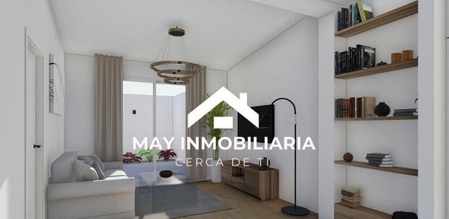 Foto 2 de Casa en venda a Puebla del Río (La) de 3 habitacions i 100 m²