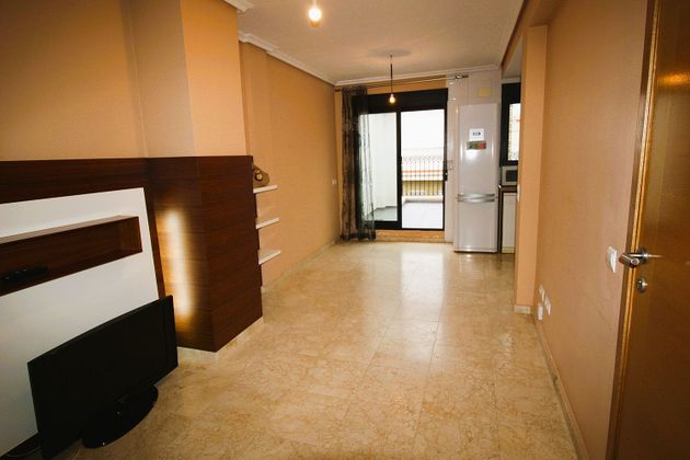 Foto 2 de Àtic en venda a El Alborgí de 2 habitacions amb terrassa i garatge