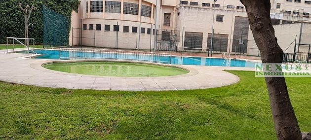 Foto 1 de Pis en venda a Ruta de la Plata de 4 habitacions amb terrassa i piscina