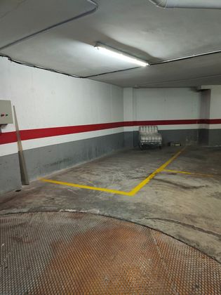 Foto 2 de Garaje en venta en La Roqueta de 26 m²
