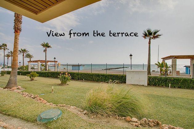 Foto 2 de Pis en venda a Puerto de la Duquesa de 2 habitacions amb terrassa i piscina