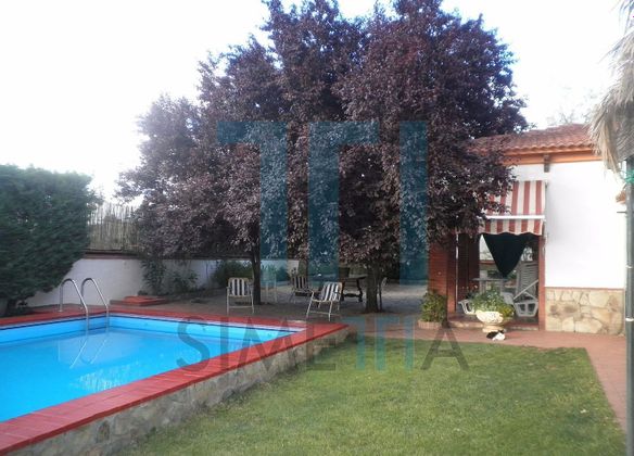 Foto 2 de Casa rural en venda a Llerena de 3 habitacions amb piscina i jardí