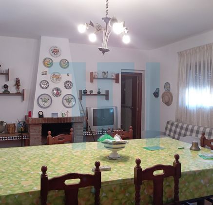 Foto 1 de Venta de casa rural en Llerena de 2 habitaciones y 217 m²