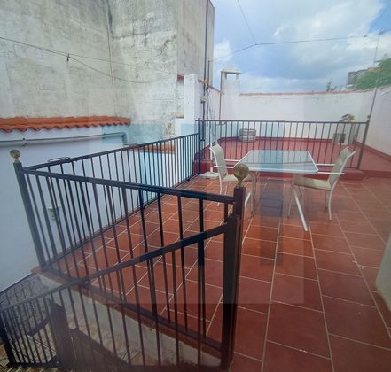 Foto 2 de Venta de chalet en Llerena de 3 habitaciones con terraza y balcón