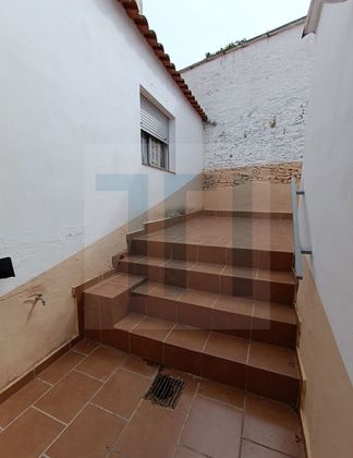Foto 2 de Venta de chalet en Puebla del Maestre de 6 habitaciones con balcón