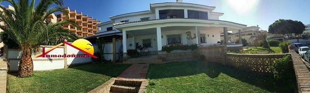 Foto 1 de Casa adosada en venta en Matalascañas de 4 habitaciones con terraza y balcón