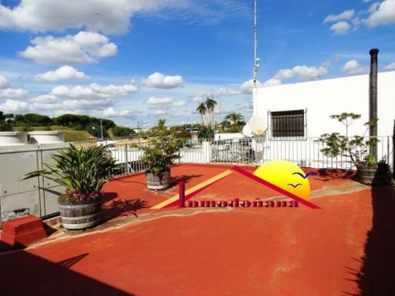 Foto 2 de Piso en venta en Matalascañas de 4 habitaciones con terraza