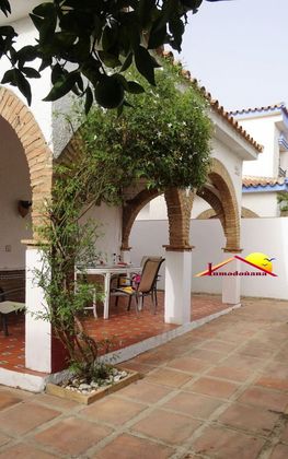 Foto 2 de Chalet en venta en Matalascañas de 3 habitaciones con terraza y aire acondicionado