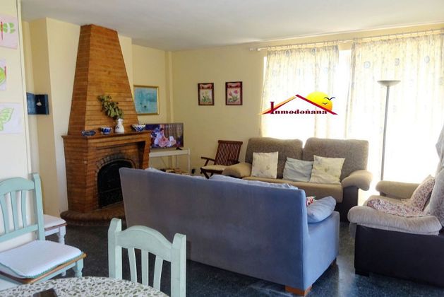 Foto 2 de Piso en venta en Matalascañas de 4 habitaciones con terraza y piscina