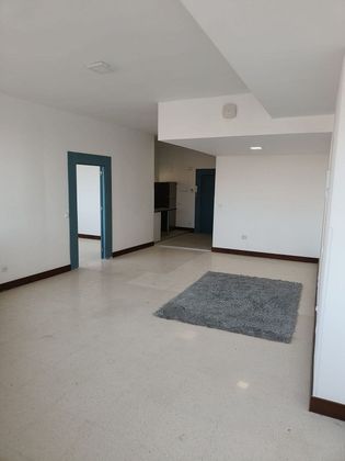 Foto 1 de Oficina en alquiler en Zona Estación de 100 m²