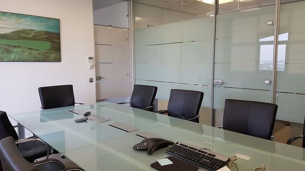 Foto 1 de Venta de oficina en Palacio de Congresos - Urbadiez - Entrepuentes de 500 m²