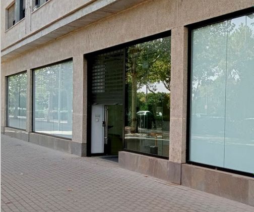 Foto 1 de Alquiler de local en Tablada de 414 m²