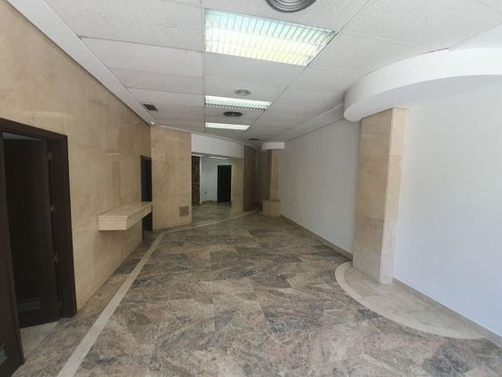Foto 1 de Alquiler de oficina en La Buhaira de 125 m²