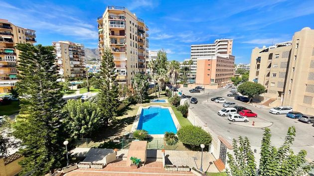 Foto 1 de Pis en venda a avenida De Playamar de 2 habitacions amb terrassa i piscina