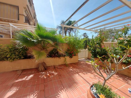 Foto 2 de Venta de piso en Los Álamos de 2 habitaciones con terraza y piscina