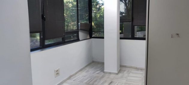 Foto 1 de Oficina en lloguer a Huerta del Pilar de 200 m²