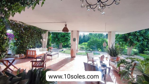 Foto 2 de Xalet en venda a Orihuela ciudad de 4 habitacions amb terrassa i garatge