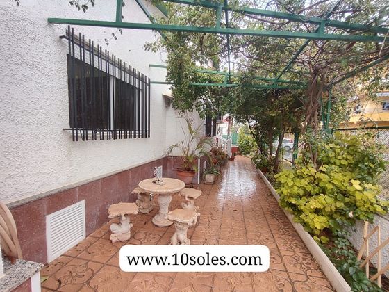 Foto 1 de Chalet en venta en Lo Pagán de 3 habitaciones con jardín y aire acondicionado
