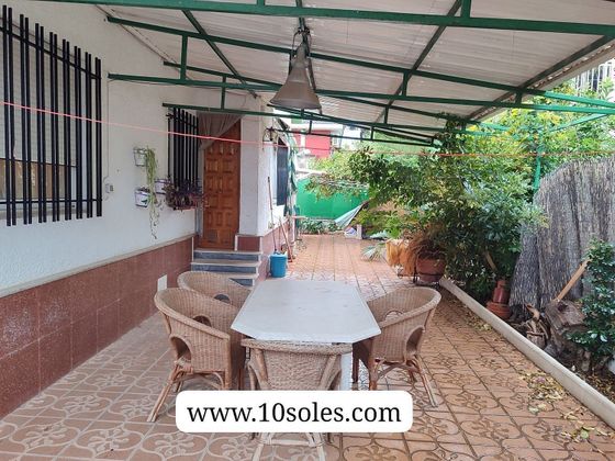 Foto 2 de Chalet en venta en Lo Pagán de 3 habitaciones con jardín y aire acondicionado