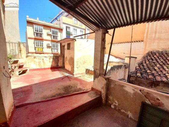 Foto 1 de Casa en venda a El Molinillo - Capuchinos de 8 habitacions amb terrassa i garatge