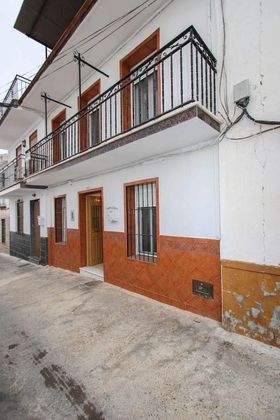 Foto 2 de Casa en venda a Guaro de 4 habitacions amb terrassa