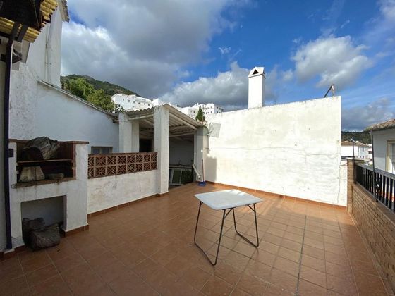 Foto 2 de Casa adosada en venta en Casarabonela de 4 habitaciones con terraza