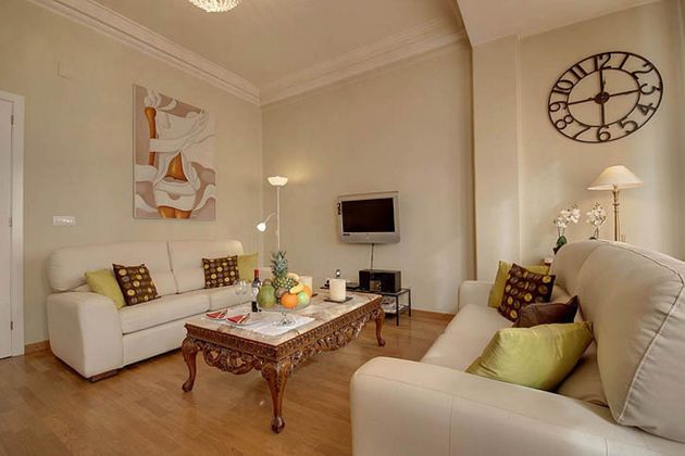 Foto 1 de Piso en venta en La Roqueta de 4 habitaciones con muebles y balcón