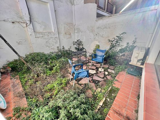 Foto 1 de Casa adosada en venta en Els Orriols de 4 habitaciones con terraza y jardín