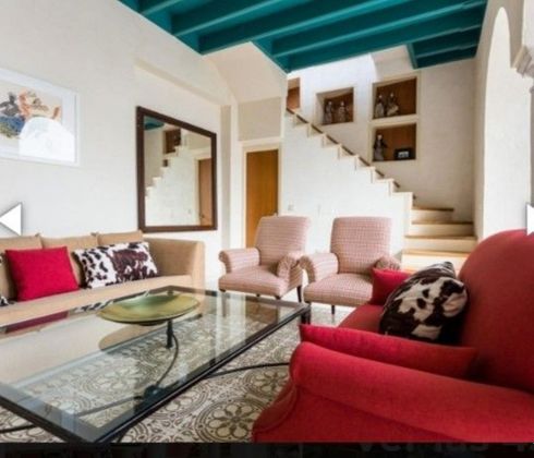 Foto 2 de Casa adossada en venda a Alfalfa de 6 habitacions amb terrassa i balcó
