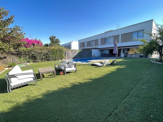 Foto 1 de Casa en venda a Alcalá de Guadaira de 6 habitacions amb terrassa i piscina