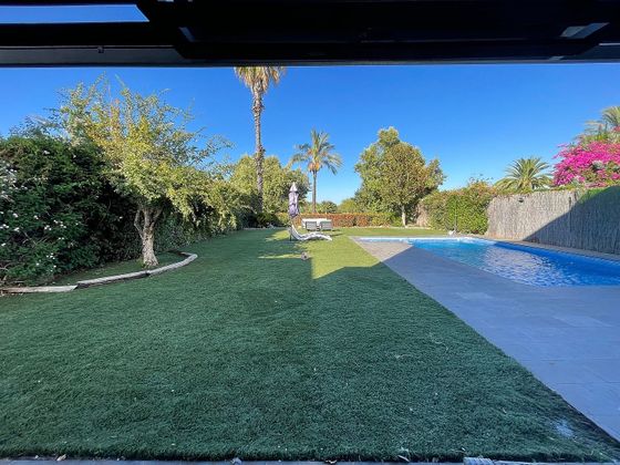 Foto 2 de Casa en venda a Alcalá de Guadaira de 6 habitacions amb terrassa i piscina