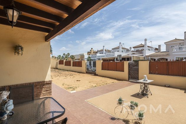 Foto 2 de Casa en venda a Ayamonte ciudad de 4 habitacions amb terrassa i aire acondicionat