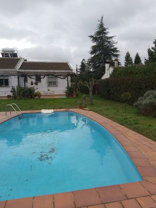 Foto 1 de Xalet en venda a Palomares del Río de 3 habitacions amb piscina i garatge