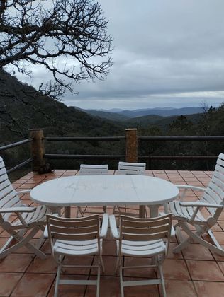 Foto 1 de Venta de casa rural en pasaje De Los Certolillas de 3 habitaciones con terraza y muebles