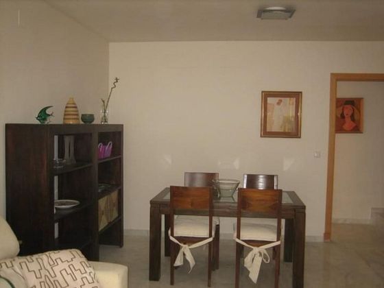 Foto 2 de Venta de casa en Palomares del Río de 3 habitaciones con garaje y jardín