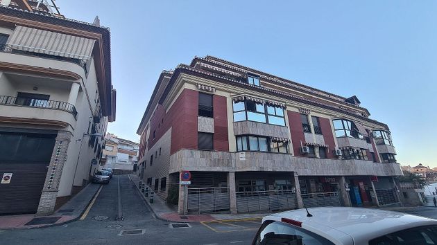 Foto 1 de Piso en venta en calle Almería de 2 habitaciones con garaje y calefacción