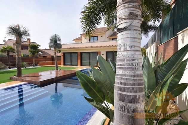 Foto 1 de Xalet en venda a Guadalupe de 5 habitacions amb terrassa i piscina