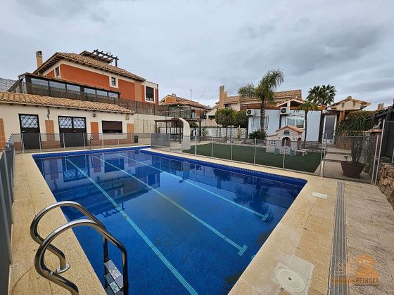 Foto 1 de Chalet en venta en Guadalupe de 5 habitaciones con terraza y piscina
