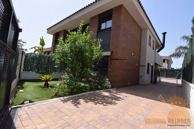 Foto 1 de Casa en alquiler en La Alcayna de 4 habitaciones con terraza y piscina