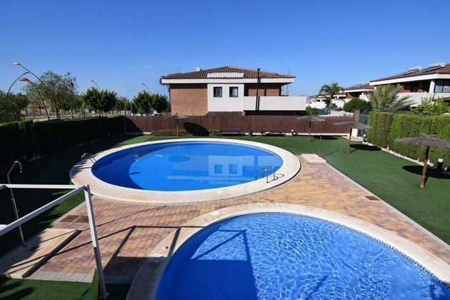 Foto 2 de Casa en lloguer a La Alcayna de 4 habitacions amb terrassa i piscina