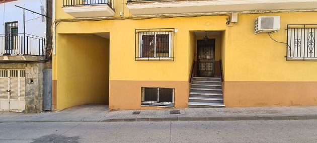 Foto 2 de Venta de piso en calle La Vega de 3 habitaciones con garaje y balcón
