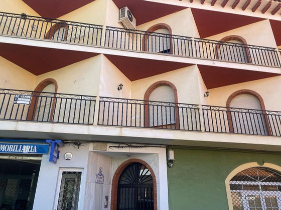 Foto 1 de Pis en venda a calle Doctor Eloy Martinez de 3 habitacions amb terrassa i balcó