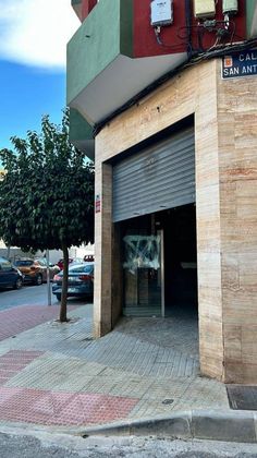 Foto 2 de Local en alquiler en Torreagüera de 98 m²